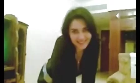 लड़कियां संतुष्ट करने के लिए सब कुछ सेक्सी फिल्म सेक्सी फिल्म हिंदी में करती हैं