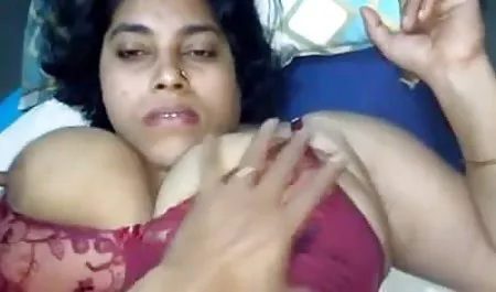 पीले हिंदी फिल्म सेक्सी दिखाओ बेडरूम में लेस्बियन सेक्स