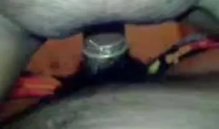 एक हिंदी फीचर फिल्म सेक्सी आकर्षक श्यामला से कोमल blowjob