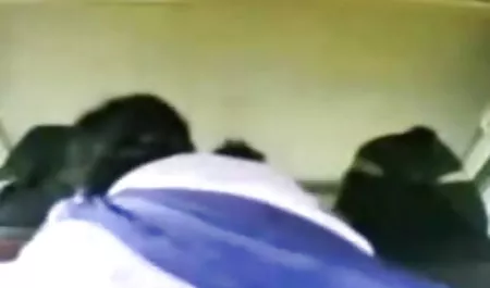 आकर्षक भूरे बालों वाली गधा गड़बड़ सेक्स सेक्स फिल्म सेक्स सेक्स हो जाता है