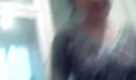 तीन लड़कियां और दो हिंदी फिल्म के हीरोइन का सेक्सी वीडियो डिलडो