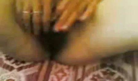 कार्ले ग्रे ने अंधेरे में सेक्सी हिंदी पिक्चर फिल्म कठिन गड़बड़ किया