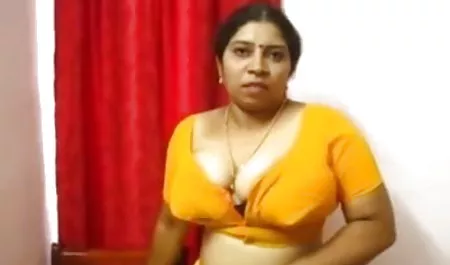 सुडौल गोरा वेब कैमरा के सेक्स पिक्चर हिंदी सामने उसकी योनि को हस्तमैथुन करता है