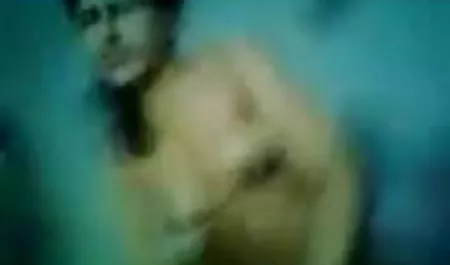 बड़े लंड से हिंदी फिल्म सेक्सी सेक्सी चुदवाया