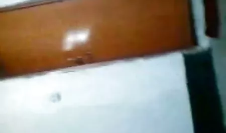 सिंडी ने नर को खुश किया और उसके मुंह मूवी सेक्सी बीएफ में सह गया