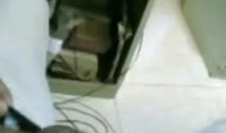 कास्टिंग गोरी सेक्सी फिल्म वीडियो में हिंदी