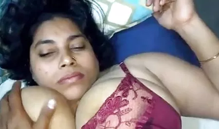 असाधारण सुंदरता के सेक्सी फिल्म भेजो सेक्सी साथ सेक्स