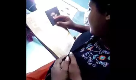 यंग ब्लोंड को ग्रुप डीवाचरी पसंद हॉलीवुड सेक्सी हिंदी मूवी है