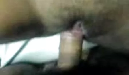मोहक लड़की सवारी हिंदी हिंदी फिल्म सेक्सी करना पसंद करती है
