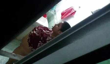 वह यात्रा करने के लिए सेक्सी वीडियो हिंदी मूवी आया था और सारालोस