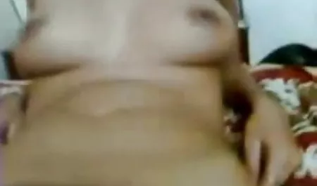 मॉडल हस्तमैथुन भी करते फिल्म सेक्सी फिल्म वीडियो में हैं