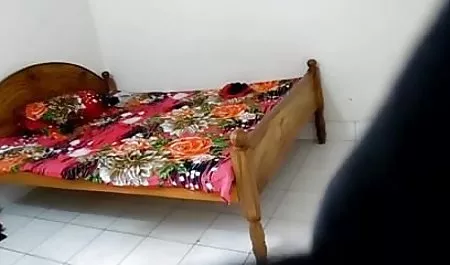 त्रिगुट कमबख्त हिंदी की सेक्सी मूवी