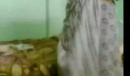 गर्व और हस्तमैथुन सेक्सी हिंदी मूवी वीडियो श्यामला