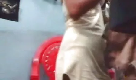 लंपट, हिंदी वीडियो सेक्सी मूवी स्नेही लड़की