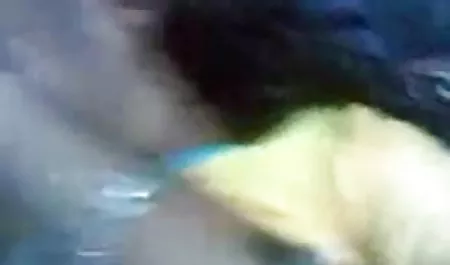 गोरा उसके सीने पर सह हिंदी फिल्म वीडियो सेक्सी फिल्म गया