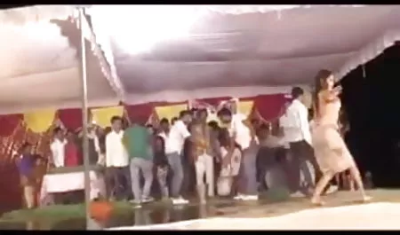 एक पूरी सेक्सी फिल्म लड़की जो वास्तव में चाहती है