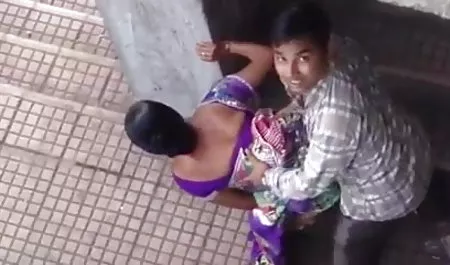 एक झूले पर मुलतो हस्तमैथुन हिंदी मूवी पिक्चर सेक्सी