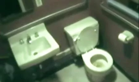 जेसिका अरे हिंदी सेक्सी फिल्म एक नीली सोफे पर बेकार है