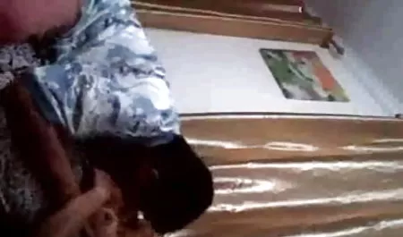 सुबह एकल हिंदी सेक्सी फिल्म देखने के लिए दुलार