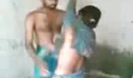 श्यामला चारों ओर मूर्ख बनाना पसंद पिक्चर वीडियो में सेक्सी करती है