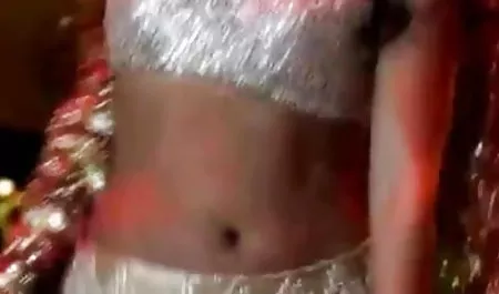 दो गर्म गोरे बॉलीवुड सेक्सी फिल्म हिंदी में