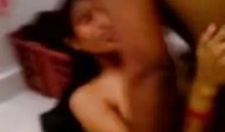 सेक्सी चोर ने अपराध बोध का प्रायश्चित किया सेक्सी हिंदी पिक्चर फिल्म वीडियो