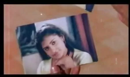 परिपक्व एमआईएलए और सेक्सी वीडियो फिल्म का उसकी बेटी समलैंगिक
