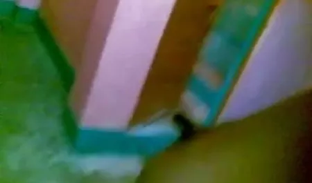 तीन समलैंगिक सेक्स फिल्म वीडियो वीडियो में खेल