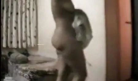 महिला के होंठ सेक्सी सेक्सी फिल्म एक लिंग से टकरा गए